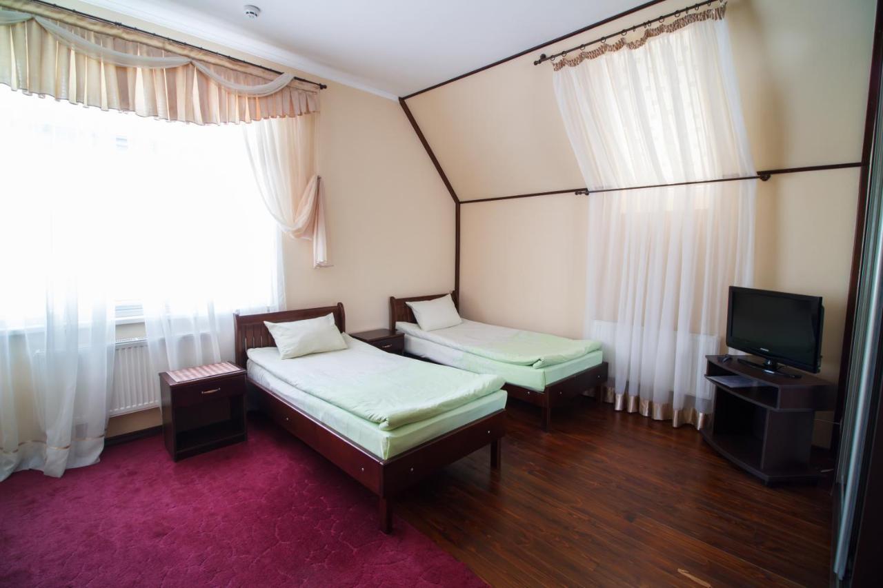 Hotel On Khmelnytskogo 8 Harkiv Dış mekan fotoğraf