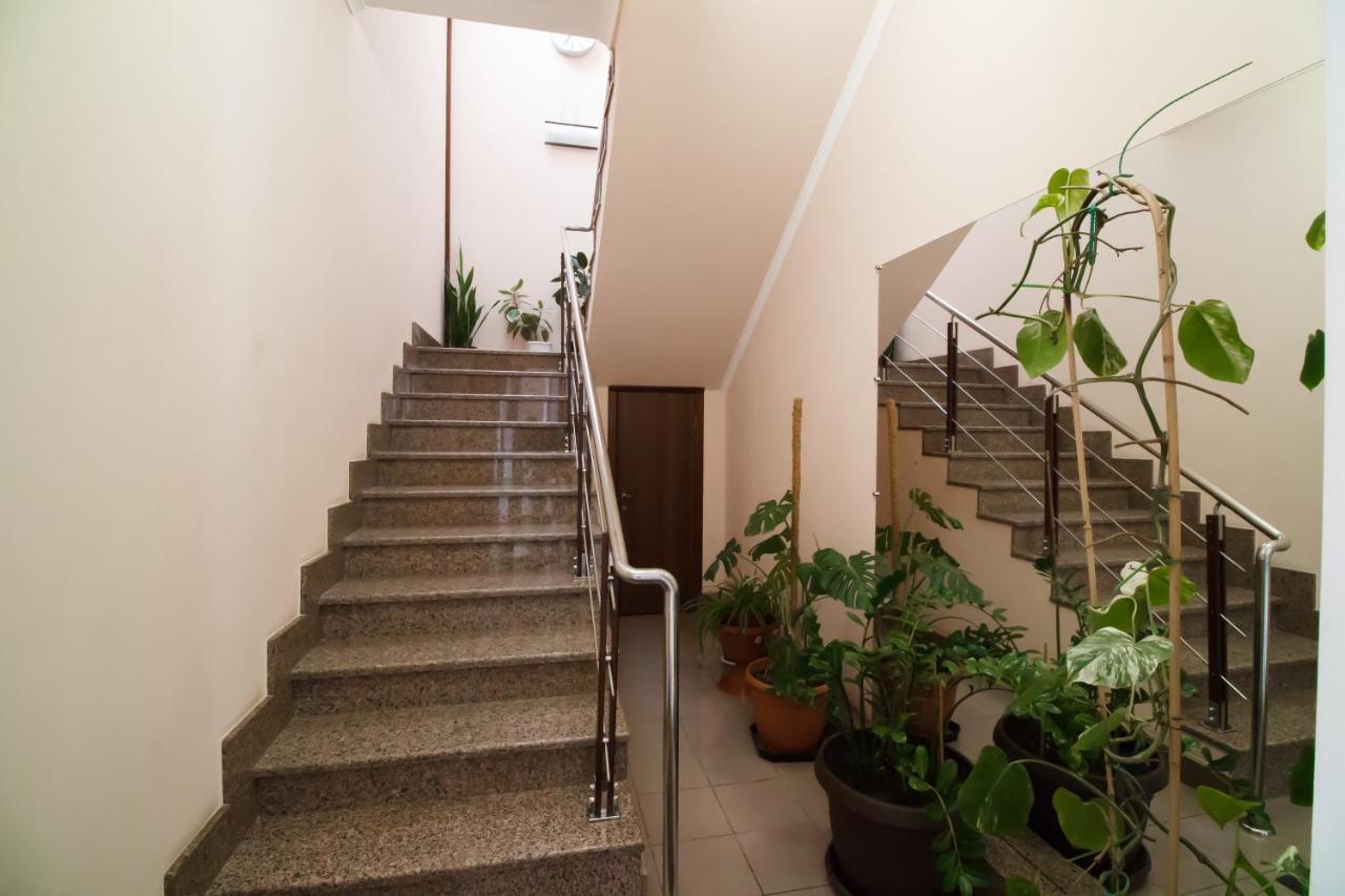 Hotel On Khmelnytskogo 8 Harkiv Dış mekan fotoğraf