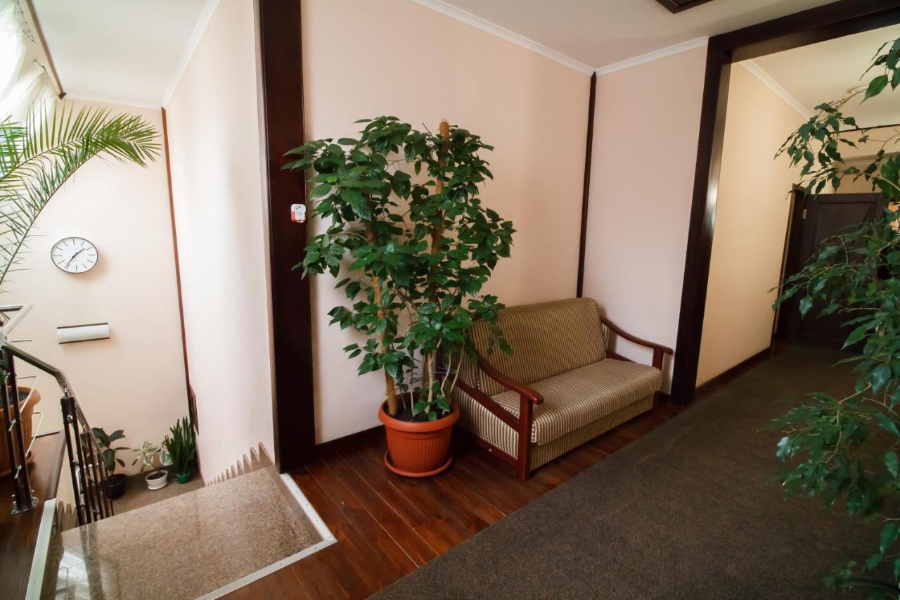 Hotel On Khmelnytskogo 8 Harkiv Dış mekan fotoğraf