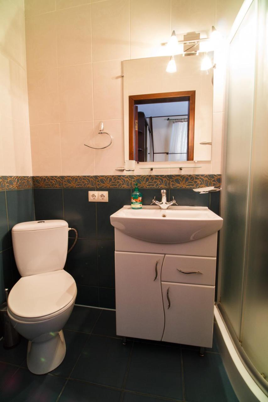 Hotel On Khmelnytskogo 8 Harkiv Dış mekan fotoğraf