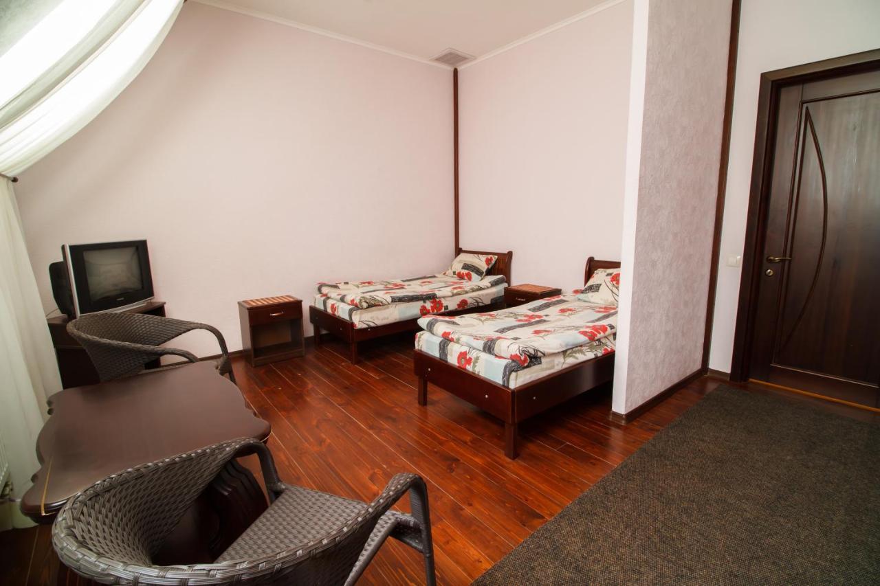 Hotel On Khmelnytskogo 8 Harkiv Dış mekan fotoğraf